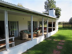 2.4 ha Farm in The Crags