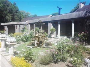 300 m² Commercial space in Kroonstad