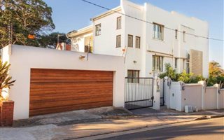 3 Bedroom Penthouse in Morningside