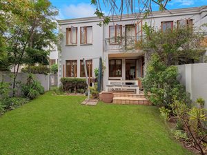 1 Bed Apartment in Craighall Park