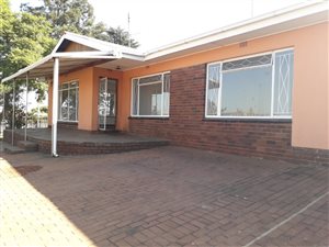 3 Bed House in Quellerie Park