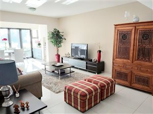 2 Bed Apartment in Hartbeespoort Dam