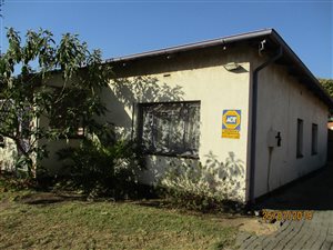 4 Bed House in Pollak Park
