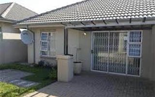 3 Bedroom Townhouse in Witbank Central