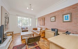 1 Bedroom Apartment in Greenside