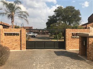 3 Bed Cluster in Beyers Park