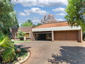 7 Bed House in Larrendale