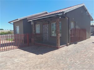 3 Bed House in Toekomsrus
