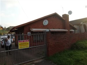 4 Bedroom House in Mobeni