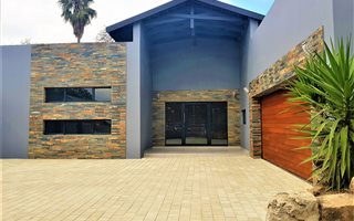4 Bedroom House in Sunward Park