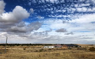 878 m² Land available in Darling