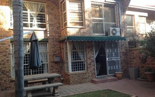 3 Bedroom Duplex in La Montagne