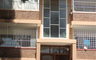 990 m² Commercial space in Bellevue