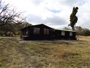 8.6 ha Farm in Rayton