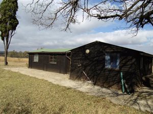 8.6 ha Farm in Rayton