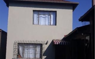 1 Bedroom House in Kensington