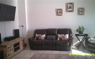 4 Bedroom House in Langebaan Country Estate