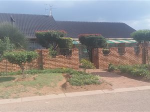 3 Bed House in Geluksdal