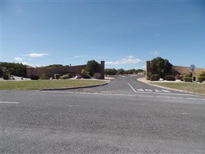 600 m² Land available in Van Dyks Bay