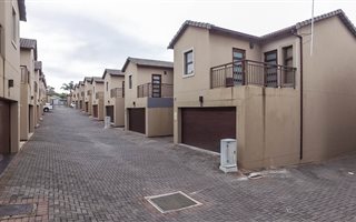 3 Bedroom Townhouse in Abbotsford