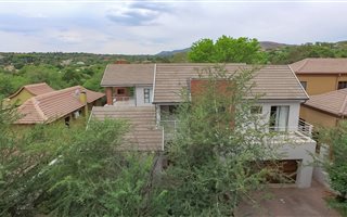 4 Bedroom House in Featherbrooke Estate