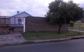 3 Bedroom House in Lenasia South