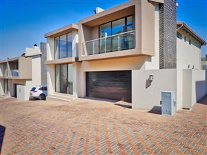 4 Bed House in Edenburg