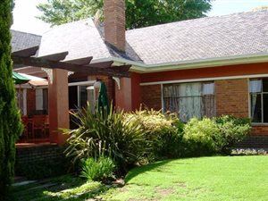 11 Bed House in Bethlehem Central