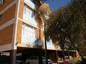 1.5 Bed Apartment in Gezina