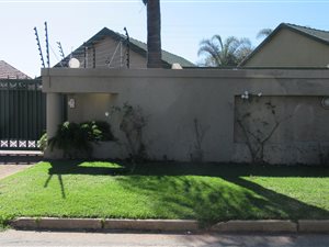 3 Bed House in Florida Hills