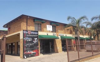 69 m² Commercial space in Alberton