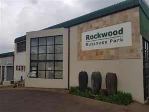 255 m² Commercial space in Waterfall