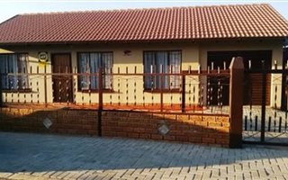 3 Bedroom House in Tlhabane