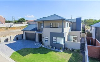 3 Bedroom House in Lovemore Park