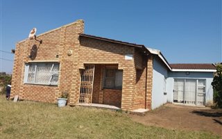 3 Bedroom House in Inanda