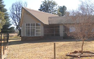 8.5 ha Farm in Rietfontein