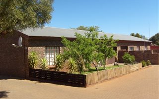 17 Bedroom Townhouse in Kuruman
