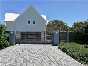 5 Bed House in Cape St Francis