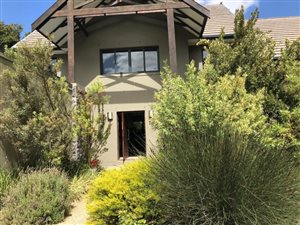 3 Bed Duet in Paarl