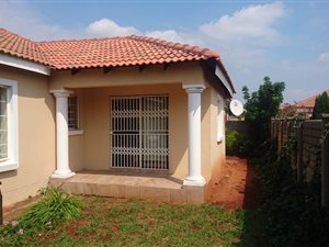 4 Bed House in The Orchards