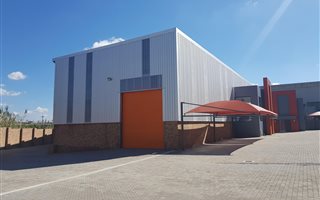 637 m² Industrial space in Sebenza