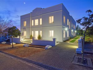 3 Bed House in Croydon Olive Estate