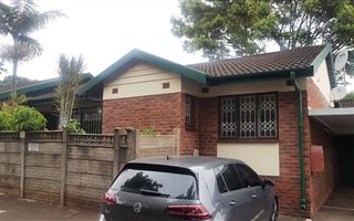 2 Bedroom Simplex in Amanzimtoti