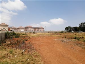 6078 m² Land available in Chloorkop