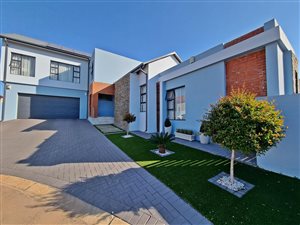 3 Bed House in Golden Fields Estate