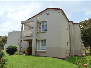 2 Bed Apartment in Rembrandt Park
