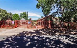 3 Bedroom House in Dorandia