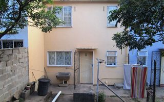 2 Bedroom Townhouse in Eastbury