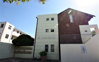 1 Bedroom Apartment in Durbanville Central