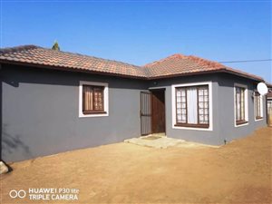 2 Bed House in Nellmapius